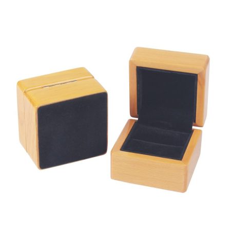 Écrin Bague en Bois